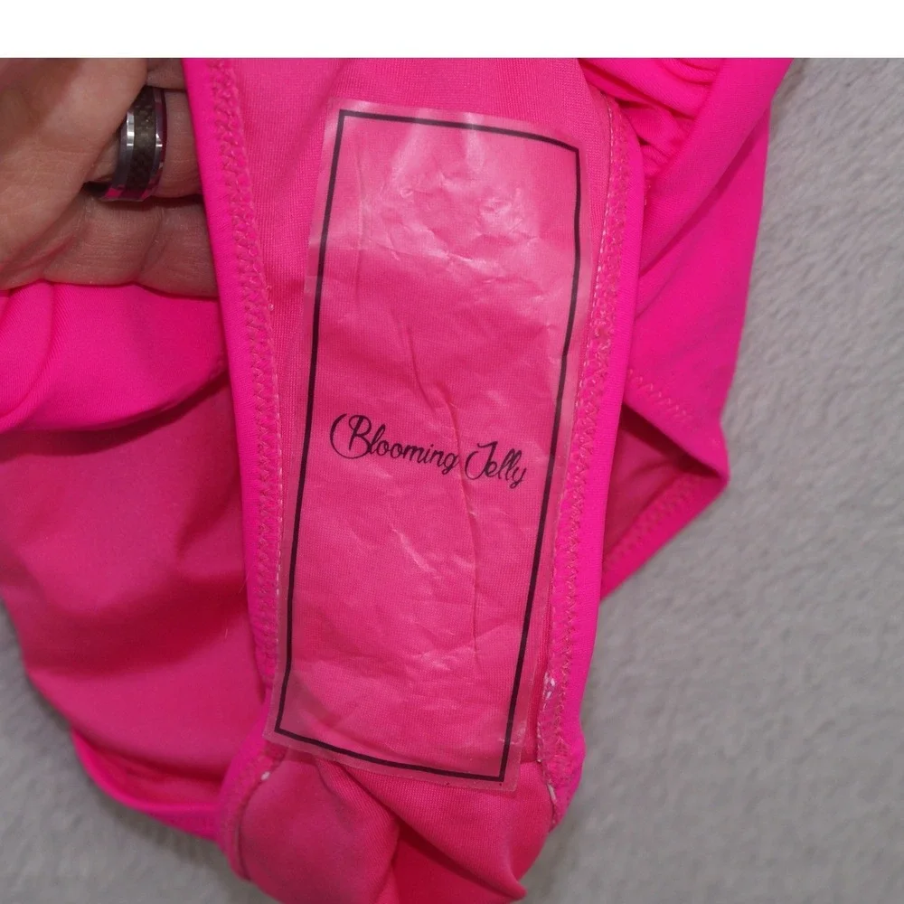 Blooming Jelly Womens Pink Colorblock Cutout Ruched One Piece Swimsuit Med NWT